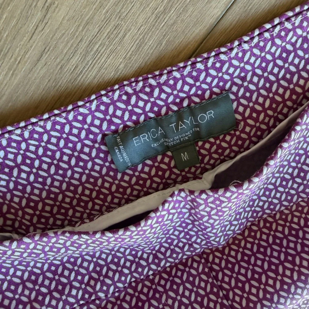 Ladies Purple Patterned Stretch Crop pants - Picture 5 of 8